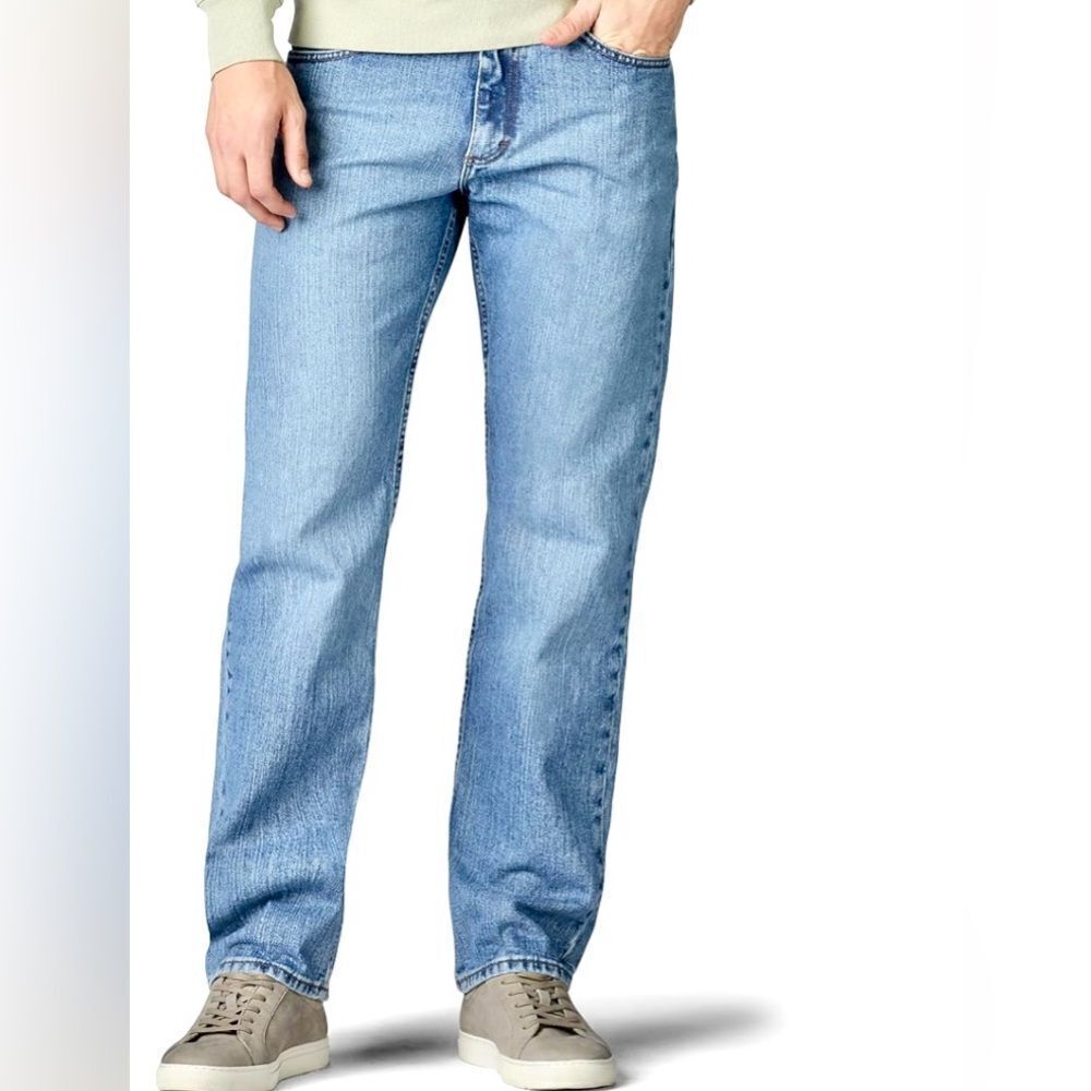 Lee Regular Fit Straight Leg Jeans in Light Blue Wash Men’s 30/32